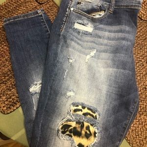 Leopard skinny jeans